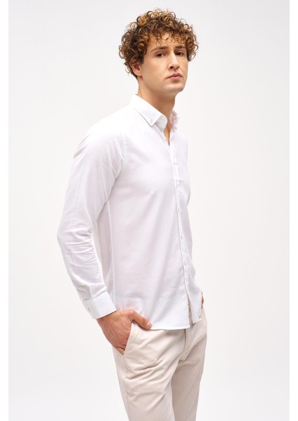 Beyaz Dynamic Fit Düğmeli Yaka Düz Uzun Kollu Cepsiz Pamuklu Gömlek fiyatları