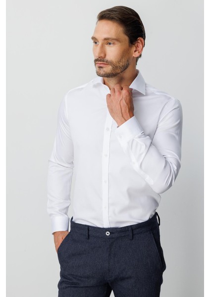 Beyaz Slim Fit Dar Kalıp Klasik Yaka Düz Uzun Kollu Cepsiz %100 Pamuk Gömlek modelleri