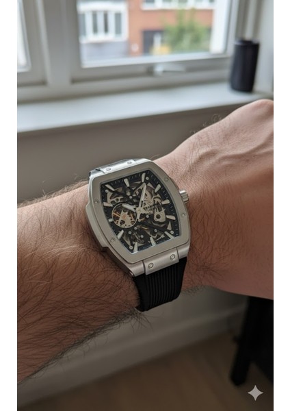 Erkek Kol Saati Gümüş Renk, Siyah Kadran - Otomatik, 2 Yıl Garantili modelleri