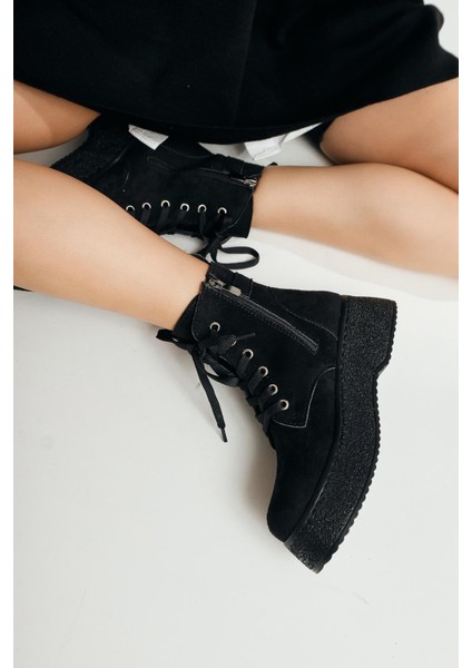 Kadın Postal Bot Bağcıklı Yandan Fermuarlı Siyah Termo Kaymaz Taban