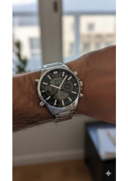 Erkek Kol Saati Gümüş Renk, Siyah Kadran - Dijital, 2 Yıl Garantili modelleri