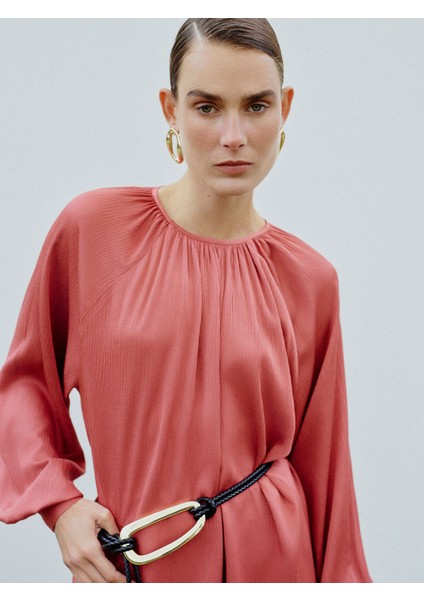 Yeni Sezon Bisiklet Yaka Dokulu Kadın Tunik