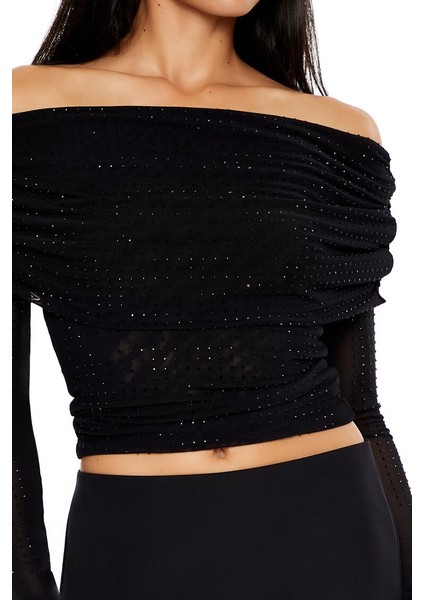 Kristal Taşlı Omuz Açık Bluz indirimleri