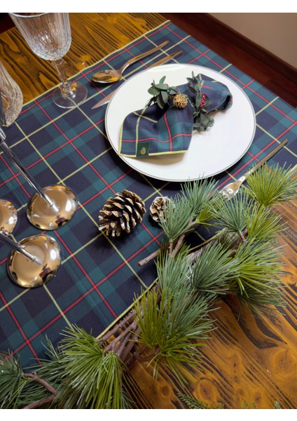 Lacivert Yeşil Ekose Runner 45X150 cm Yılbaşı Davet Yeni Yıl Masa Runner indirimleri