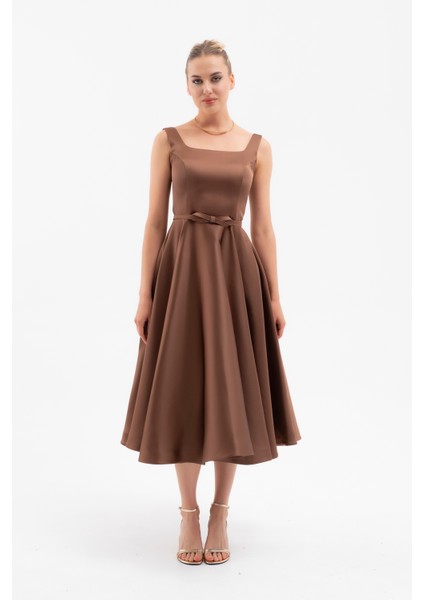 Kadın Kahverengi Kare Yaka Kemerli Midi Söz Nişan Elbisesi modelleri