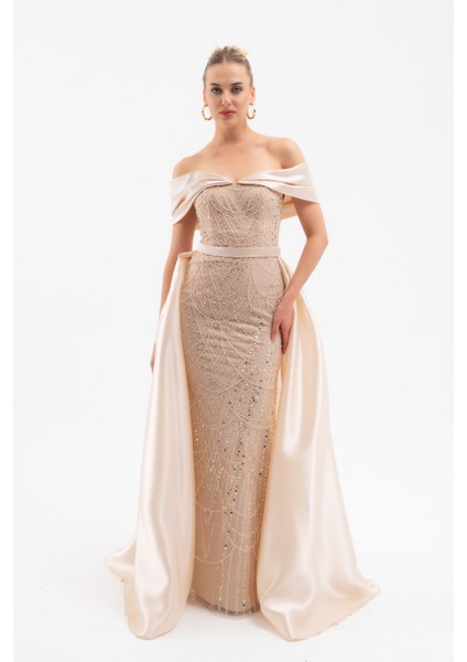 Kadın Bej Kayık Yaka Kuyruklu Uzun Abiye Elbise fiyatları