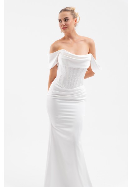 Kadın Beyaz Kayık Yaka Boncuklu Uzun Saten Abiye Elbise fiyatları