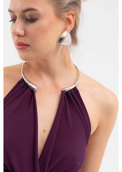 Kadın Mürdüm Aksesuar Detay Dekolteli Uzun Elbise fırsatları