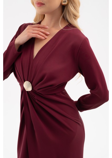 Kadın Bordo Istiridye Aksesuarlı Uzun Kol Elbise indirimleri