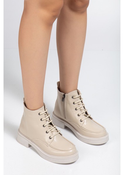 Bej Kırışık Rugan Bağcıklı Fermuarlı Günlük Kadın Bot modelleri