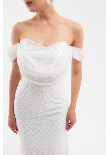 Kadın Beyaz Madonna Yaka Boncuklu Uzun Abiye Elbise fırsatları