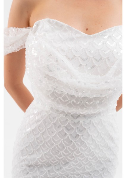 Kadın Beyaz Madonna Yaka Boncuklu Uzun Abiye Elbise indirimleri