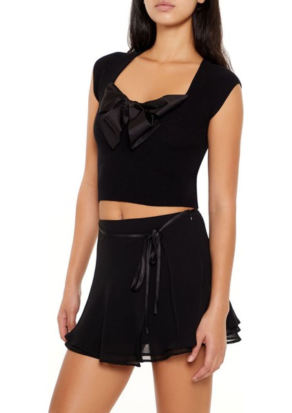 Fiyonk Detaylı Bluz