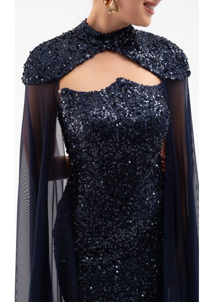 Kadın Lacivert Tül Pelerinli Straplez Uzun Pullu Abiye Elbise indirimleri