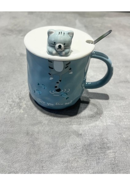 Kaşıklı Kapaklı Kedi Detaylı Porselen Kupa modelleri
