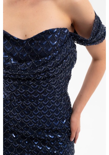 Kadın Lacivert Madonna Yaka Boncuklu Uzun Abiye Elbise indirimleri