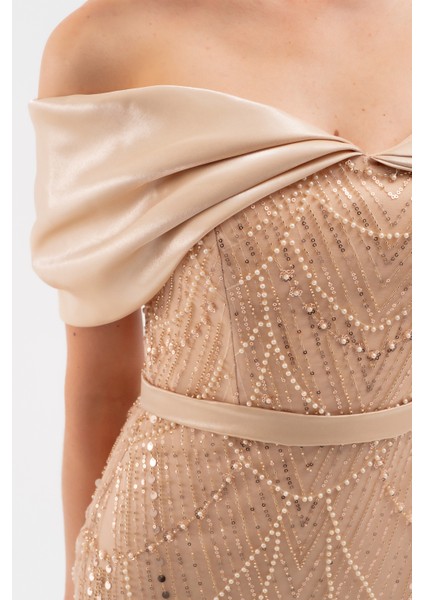 Kadın Bej Kayık Yaka Midi Boncuklu Abiye Elbise fırsatları