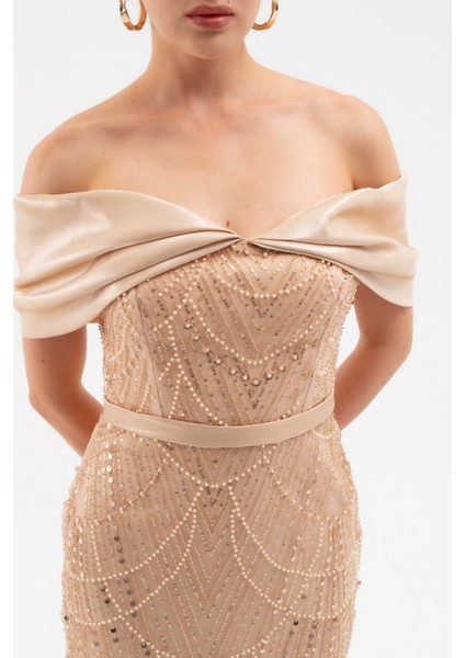 Kadın Bej Kayık Yaka Midi Boncuklu Abiye Elbise indirimleri