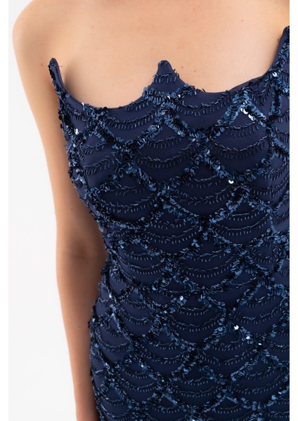 Kadın Lacivert Straplez Boncuk Işlemeli Uzun Abiye Elbise indirimleri