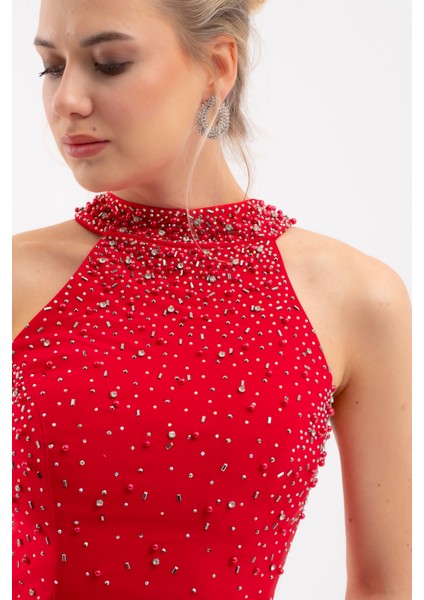 Kadın Kırmızı Halter Yaka Taşlı Uzun Abiye Elbise fırsatları