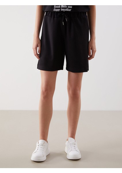 Yeni Sezon Beli Lastikli Kadın Şort fırsatları