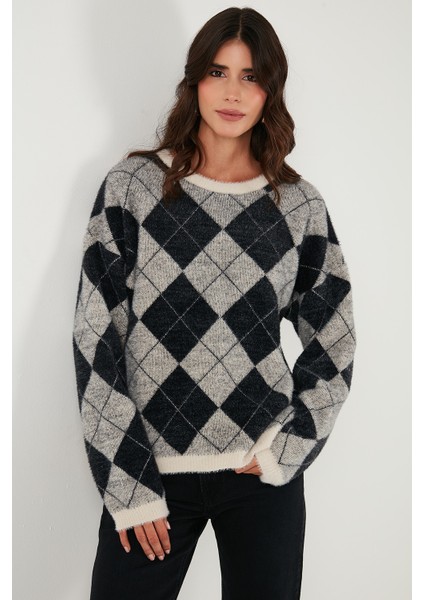 Baklava Desenli Oversize Bisiklet Yaka Yumuşak Dokulu Kazak Bayan Kazak 4616262 indirimleri