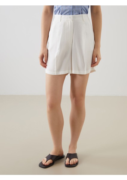 Yeni Sezon Loose Fit Keten Karışımlı Kadın Şort fiyatları