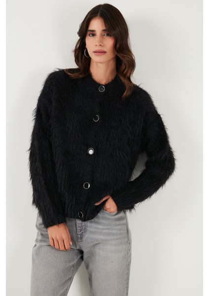 Yumuşak Tüylü Regular Fit Bisiklet Yaka Düğmeli Hırka Bayan Hırka 4617007