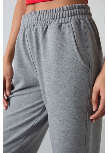Gri Melanj Cepli Yüksek Bel Rahat Form Lastik Paça Kadın Eşofman Alt - 94583