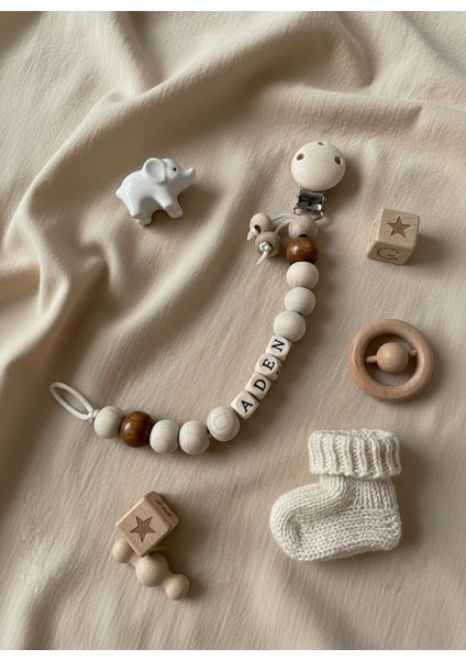 Emzik Zinciri ve Askısı