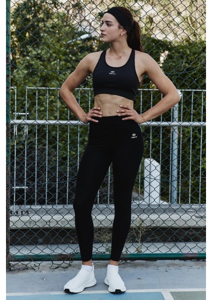 Siyah Çapraz Sırt Detaylı Slim Fit U Yaka Pedli Kadın Spor Büstiyer - 97121