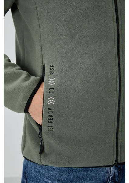 Çağla Yazı Nakışlı Dik Yaka Fermuarlı Standart Kalıp Erkek Sweatshirt Polar - 87992