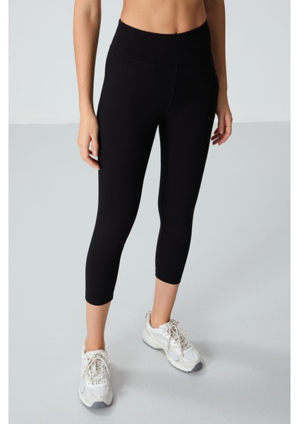 Siyah Yüksek Bel Slim Fit Dar Paça Kadın Kapri Tayt - 93097