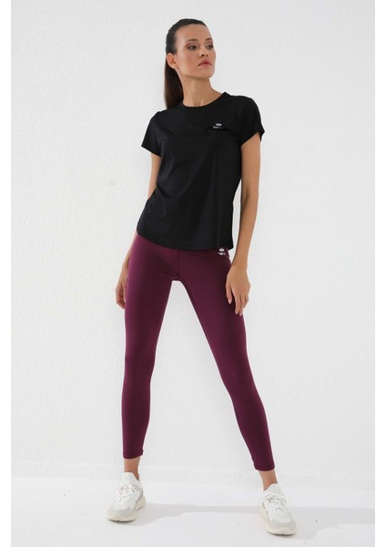 Siyah Basic Kısa Kol Standart Kalıp O Yaka Kadın T-Shirt - 97144