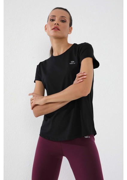 Siyah Basic Kısa Kol Standart Kalıp O Yaka Kadın T-Shirt - 97144