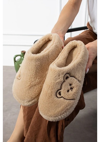 Ayıcık Nakışlı Kadın Yumuşak Peluş Içi Tüylü Çeyiz Bohça Gelin Ev Terliği