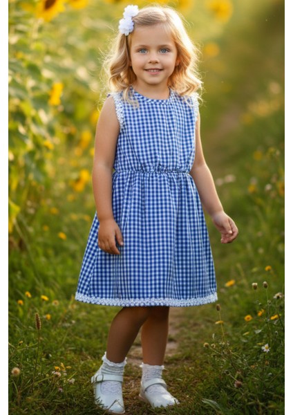 0003 - Kız Çocuk Mavi Pötikare Fistolu Elbise Beyaz Toka Takım