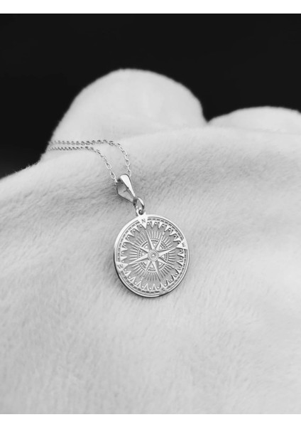 925 Ayar Gümüş Pusula Kolye