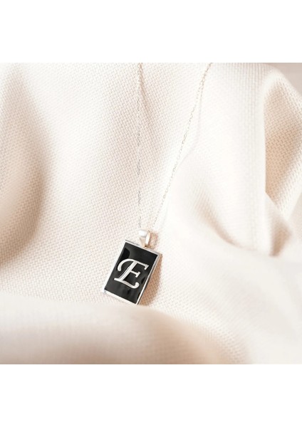 925 Ayar Gümüş Çerçeve Model Mineli Harfli Kolye Kadın / Erkek modelleri