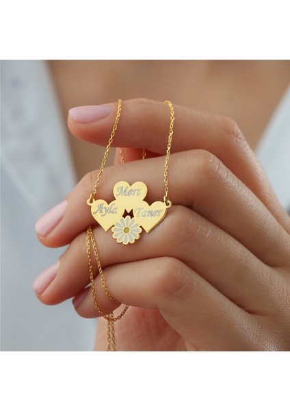 Kadın 925 Ayar Gümüş Kişiye Özel Üç Isimli Papatya Kolye