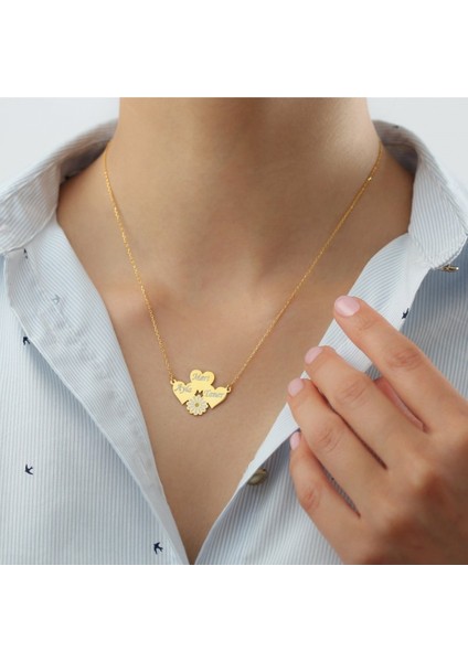 Kadın 925 Ayar Gümüş Kişiye Özel Üç Isimli Papatya Kolye fiyatları