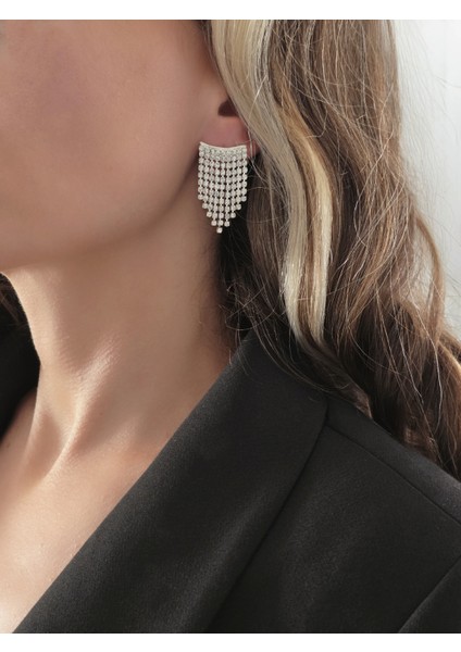 Sallantılı Minimal Beyoğlu Taşlı Gümüş Renk Küpe fiyatları