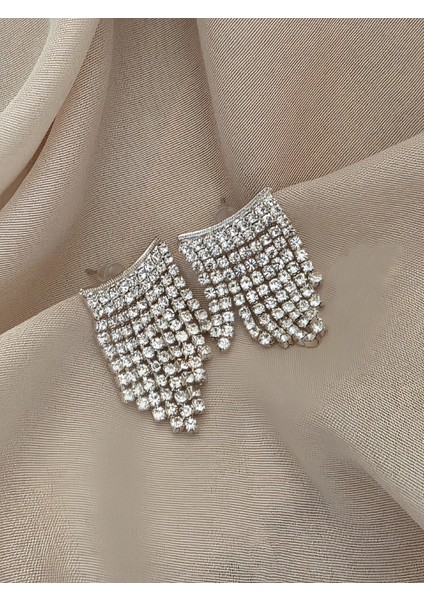 Sallantılı Minimal Beyoğlu Taşlı Gümüş Renk Küpe indirimleri