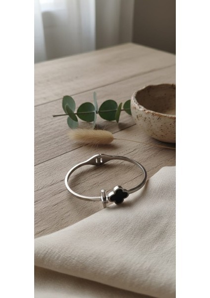 Esu Kelepçe Bileklik modelleri