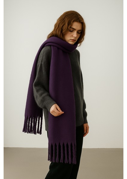 Kadın Kışlık Yumuşak Dokulu Puffy Atkı Şal – Kalın Peluş, Desenli, Saçaklı Oversize Model