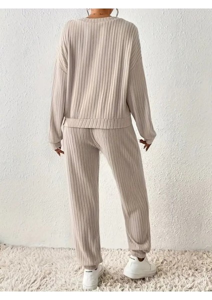 Kadın Uzun Kollu V Yakalı Kaşkorse Bluz ve Pantolon Ikili Takım modelleri