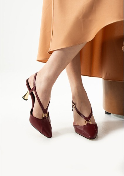 Lüks Bordo Mat Kadın Topuklu Ayakkabı Altın Detaylı Şık ve Zarif Günlük Özel Gün Kombinleri Için fiyatları