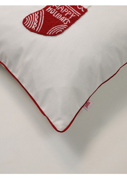 Cup Tree - Yılbaşı Serisi Kırmızı Çorap Figürlü Yeni Yıl Punch Kırlent Yastık Kılıfı fiyatları