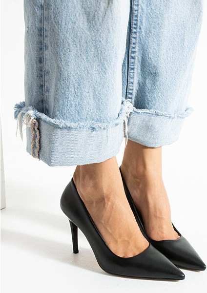 Siyah Vegan Deri Mat 9cm Topuklu Hafızalı Pedli Rahat Kalıp Sivri Burun Kadın Stiletto modelleri