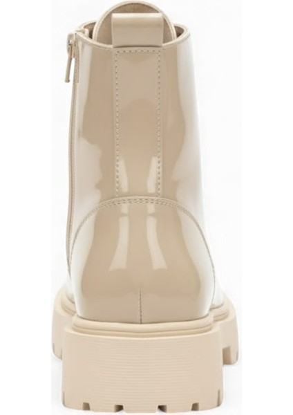 Kadın Metal Toka Detaylı Rugan Bağcıklı Fermuarlı Bot